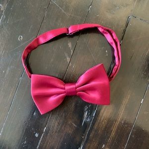 Men’s Burgundy Bow Tie